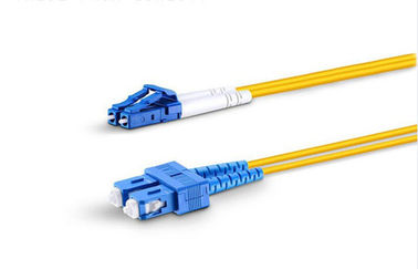 SC - el cordón de remiendo del LC, remiendo de la fibra telegrafía fábrica de la concentricidad de PVCmaterial del diámetro de 2.00m m la alta