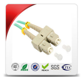 Inserción baja de la fibra óptica del cable acorazado del remiendo para el sistema de comunicación óptica