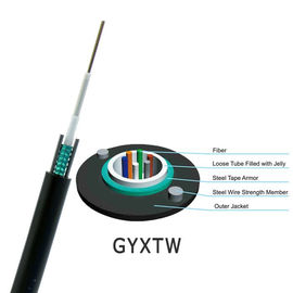 Resistencia externa negra del agolpamiento del color de la envoltura del tubo de GYXTW del cable de fibra óptica flojo central del solo modo