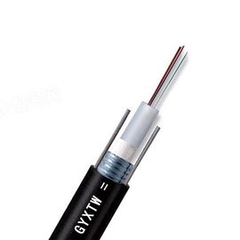 Resistencia externa negra del agolpamiento del color de la envoltura del tubo de GYXTW del cable de fibra óptica flojo central del solo modo